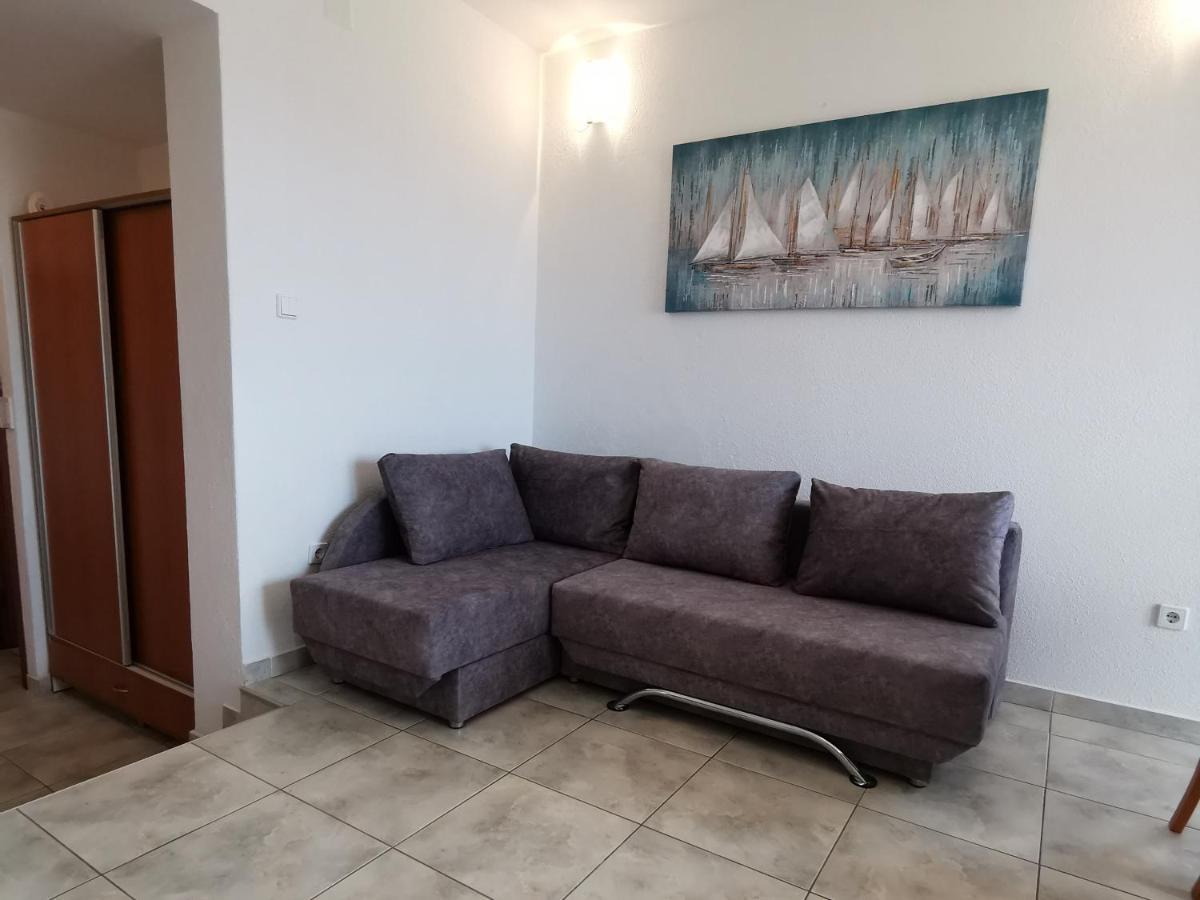 Apartments Golub Cesarica Luaran gambar