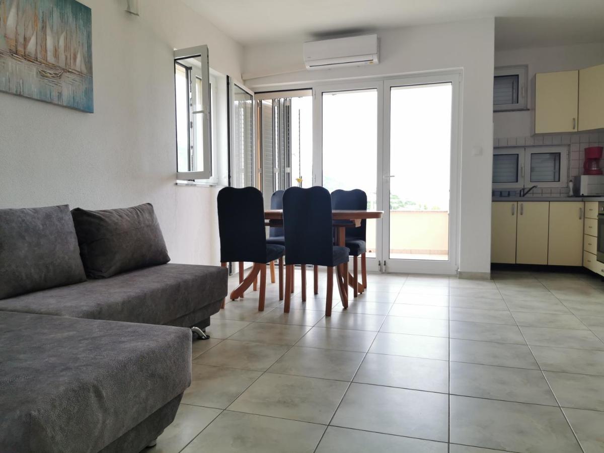 Apartments Golub Cesarica Luaran gambar