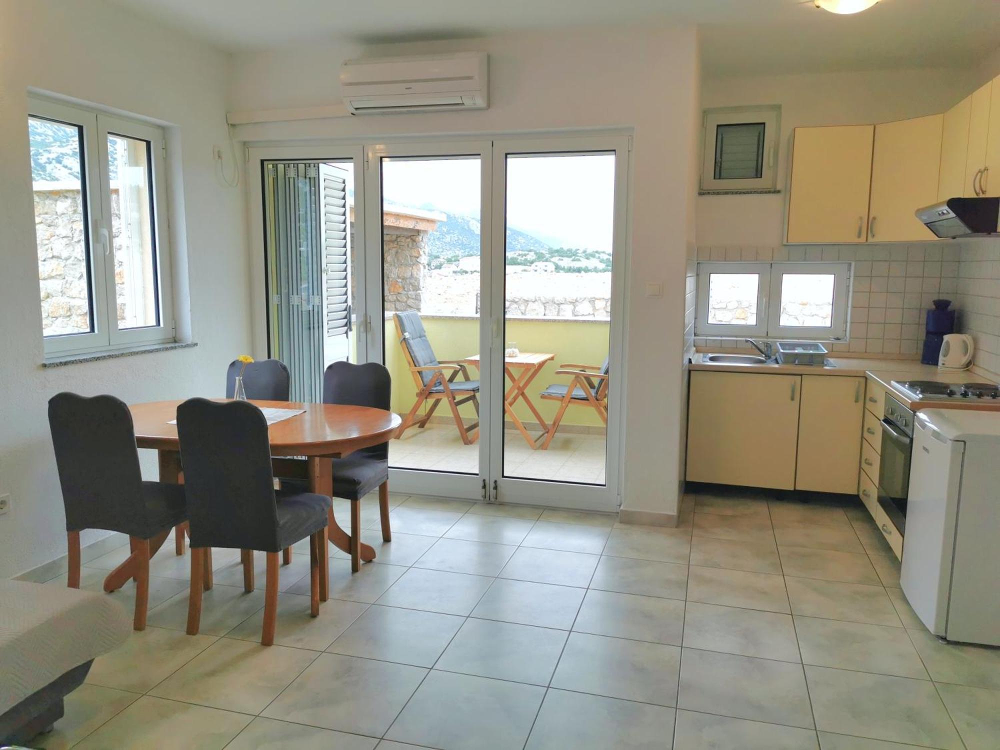 Apartments Golub Cesarica Bilik gambar